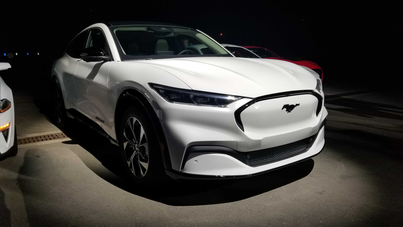 Illustration for article titled 2021 Ford Mustang Mach-E Has A 15.5-Inch Screen And Targets A 300-Mile Range: The Official Reveal Info Dump